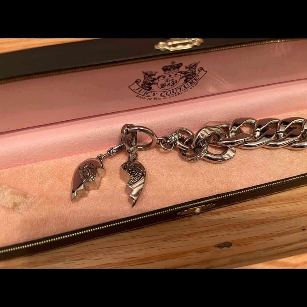 🌸Juicy Couture Silver Tone Bracelet w/ JC Laptop & BFF Broken Heart 💔 💻 - Picture 7 of 15